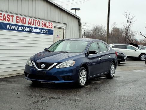 Used 2017 Nissan Sentra SV FWD image 1