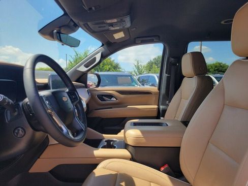 Used 2024 Chevrolet Tahoe Premier RWD image 12