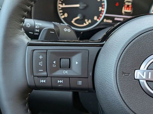 New 2025 Nissan Pathfinder SL w/ SL Premium Package FWD image 21