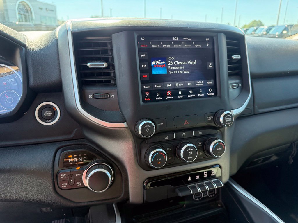 Used 2020 RAM 1500 Big Horn AWD/4WD image 12