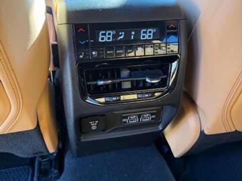 Used 2022 Jeep Grand Cherokee Summit image 14