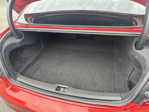 Used 2020 Volvo S60 T5 Momentum image 12