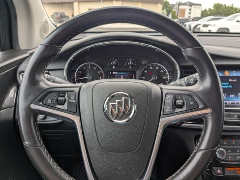 Used 2019 Buick Encore Sport Touring AWD/4WD image 18