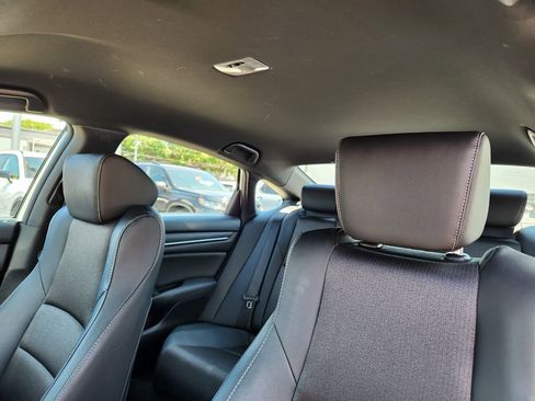 Used 2020 Honda Accord Sport image 12
