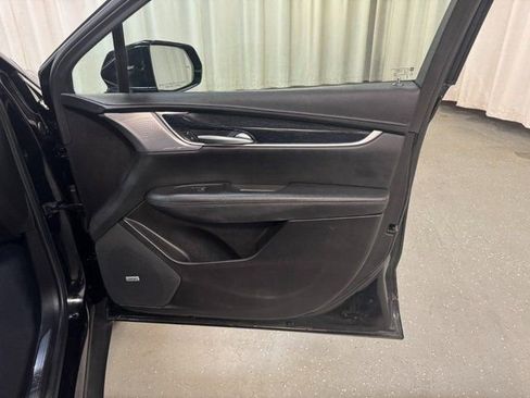 Used 2025 Cadillac XT5 Premium Luxury image 28