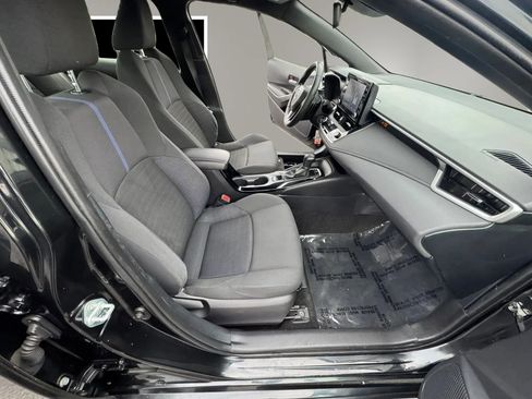 Used 2022 Toyota Corolla SE FWD image 19