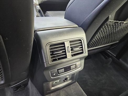 Used 2020 Audi Q5 2.0T Premium Plus w/ Premium Plus Package image 16