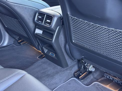 Used 2024 Mercedes-Benz GLE 450e 4MATIC image 15