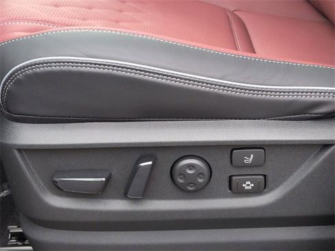 New 2026 INFINITI QX80 Autograph image 14