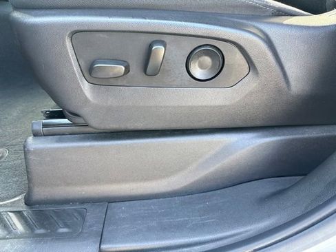 Used 2024 Chevrolet Silverado 1500 Custom Trail Boss AWD/4WD image 13