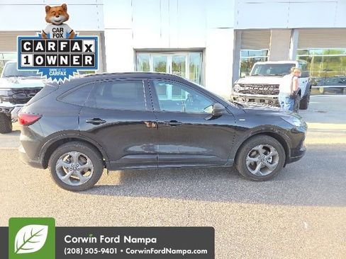 Used 2024 Ford Escape ST-Line w/ Tech Pack #1 AWD/4WD image 8