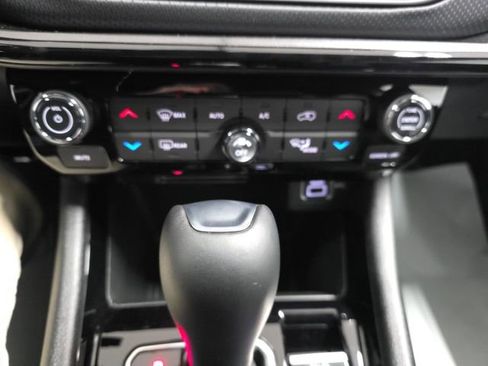 New 2026 Jeep Compass Limited AWD/4WD image 34