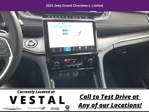 Used 2024 Jeep Grand Cherokee L Limited AWD/4WD image 26