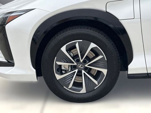 Certified 2023 Lexus RZ 450e Premium w/ Technology Package AWD/4WD image 13