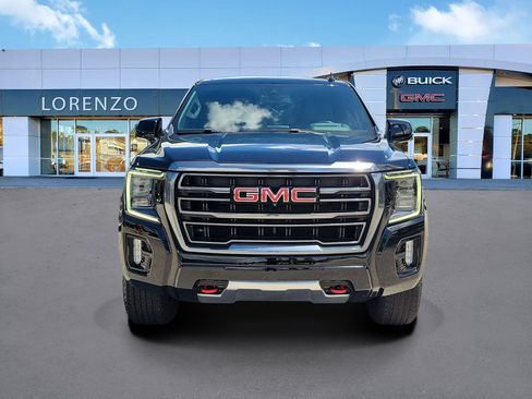 Used 2022 GMC Yukon AT4 w/ Technology Package AWD/4WD image 2