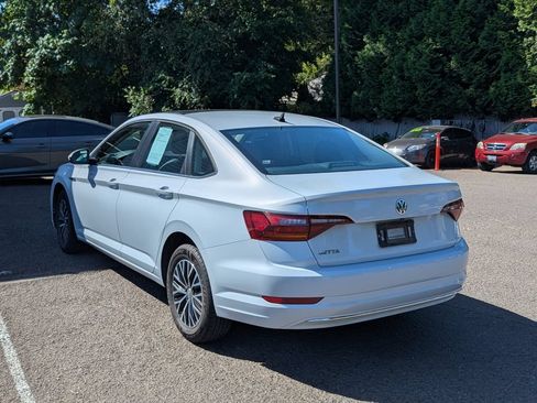 Used 2019 Volkswagen Jetta SEL FWD image 4