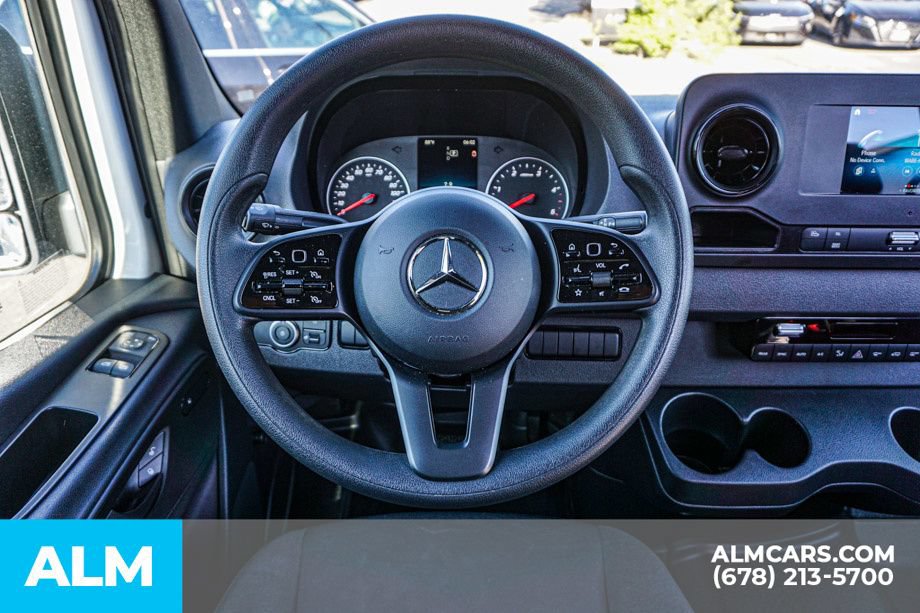 Used 2024 Mercedes-Benz Sprinter 2500 image 26