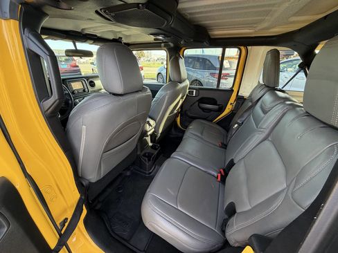 Used 2018 Jeep Wrangler Unlimited Sport S image 17