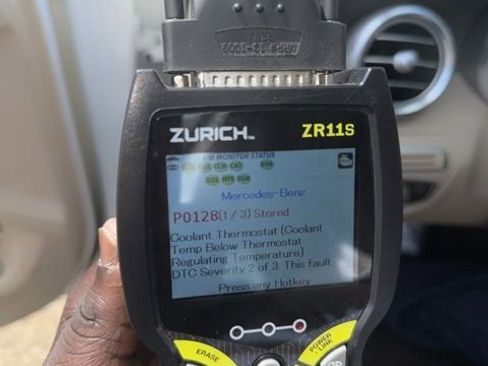 Used 2017 Mercedes-Benz C 300 Sedan image 22