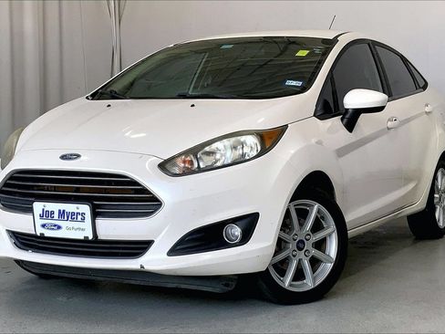 Used 2019 Ford Fiesta SE w/ Equipment Group 201A FWD image 2