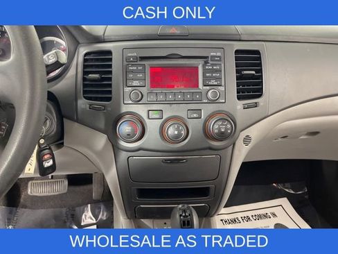 Used 2010 Kia Optima LX image 21