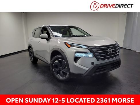 Used 2025 Nissan Rogue SV FWD image 1