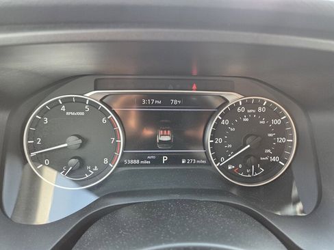 Used 2024 Nissan Rogue SV image 18