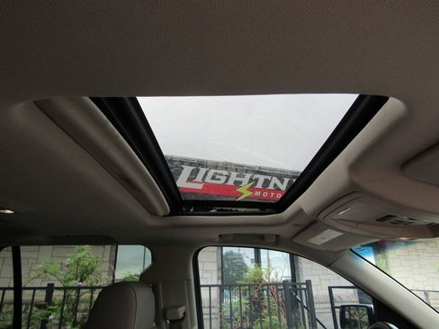 Used 2015 GMC Yukon SLT w/ HD Trailering Package RWD image 8