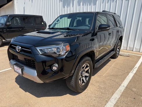Used 2024 Toyota 4Runner TRD Off-Road Premium AWD/4WD image 1