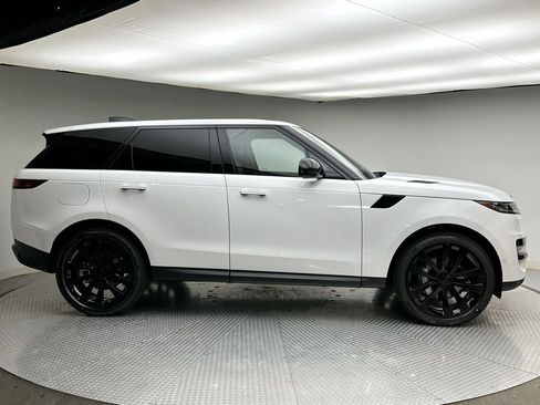 New 2026 Land Rover Range Rover Sport SE AWD/4WD image 12