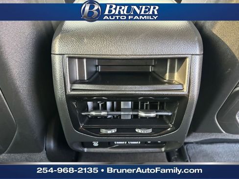 Used 2022 Jeep Grand Cherokee Limited image 19