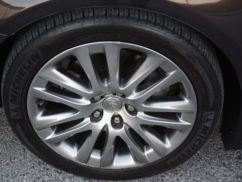 Used 2015 Lexus LS 460 image 11