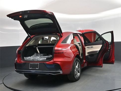 New 2026 Genesis GV70 2.5T Select image 27