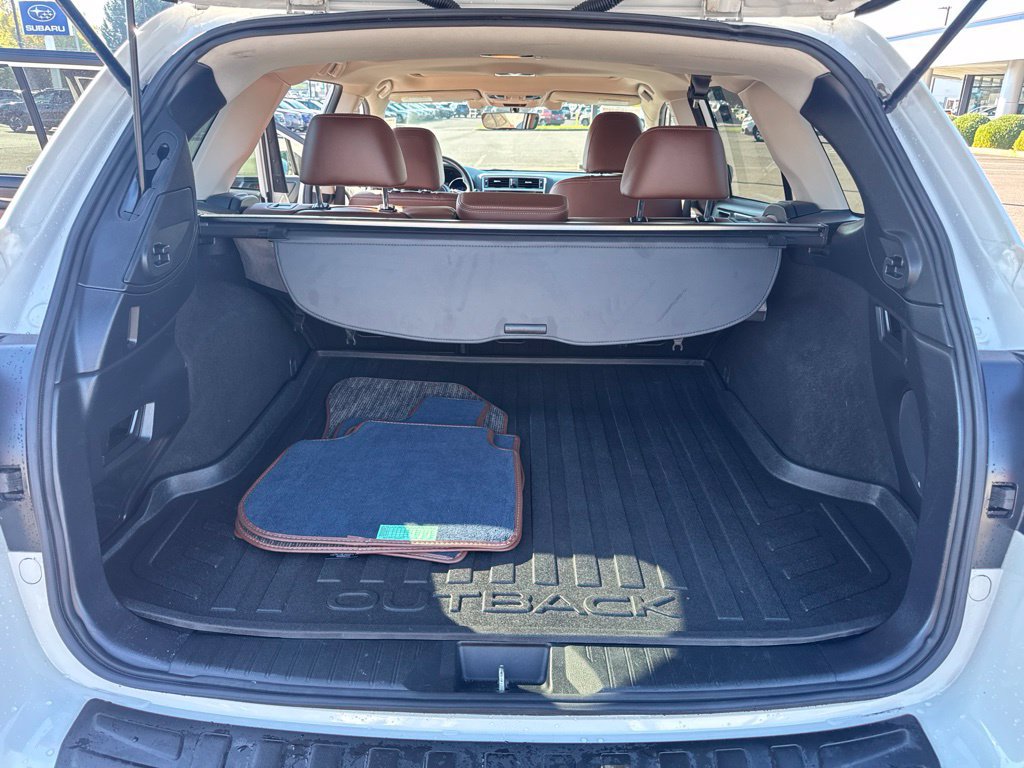 Used 2019 Subaru Outback 2.5i Touring AWD/4WD image 12