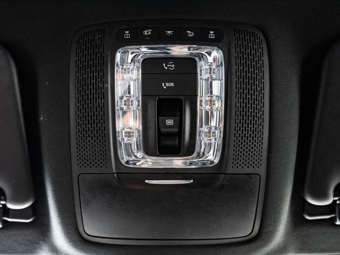 Used 2020 Mercedes-Benz GLS 450 4MATIC image 44