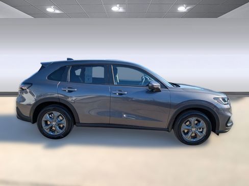 New 2026 Honda HR-V LX image 8