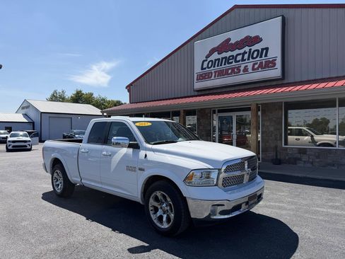 Used 2017 RAM 1500 Laramie RWD image 1