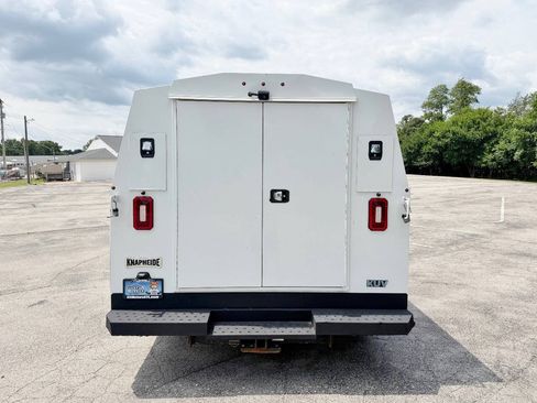 Used 2021 Ford E-350 and Econoline 350 Super Duty w/ Power Windows & Locks Group RWD image 6