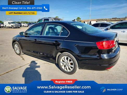 Used 2013 Volkswagen Jetta SE FWD image 3
