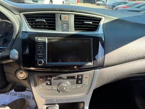 Used 2019 Nissan Sentra SR image 24