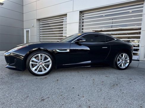 Used 2016 Jaguar F-TYPE S image 3