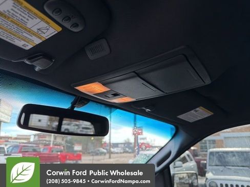 Used 2014 Ford F150 FX4 w/ Equipment Group 402A Luxury image 19