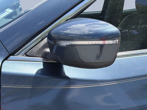 Used 2014 Nissan Rogue S FWD image 26