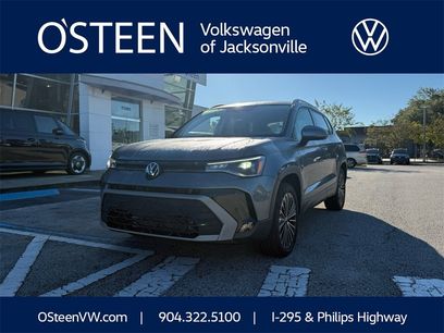 Certified 2025 Volkswagen Taos SE