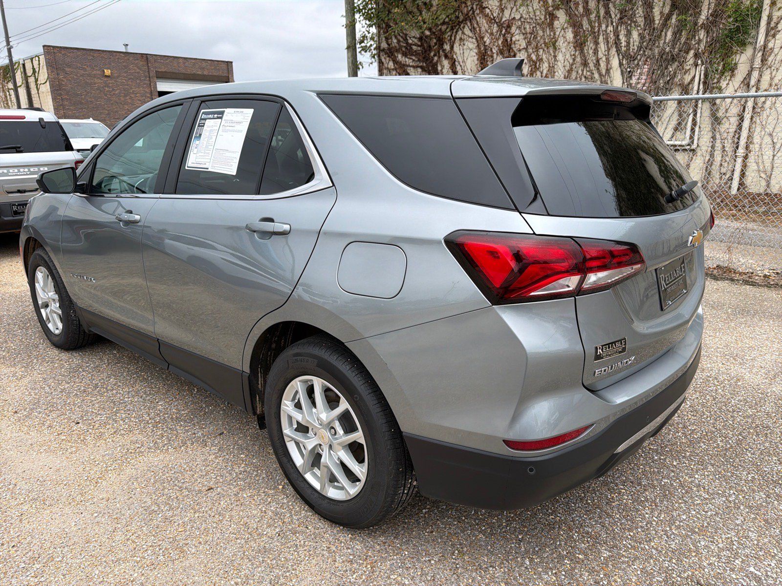 Used 2024 Chevrolet Equinox LT FWD image 4