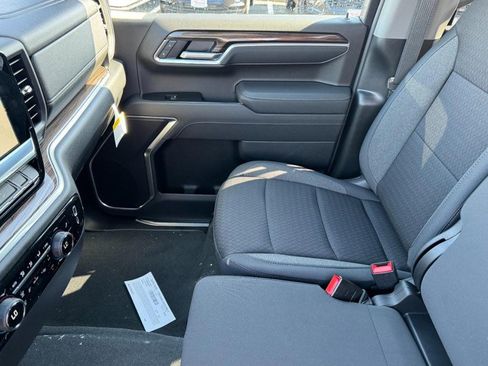 New 2026 Chevrolet Silverado 1500 LT w/ Z71 Off-Road Package AWD/4WD image 10