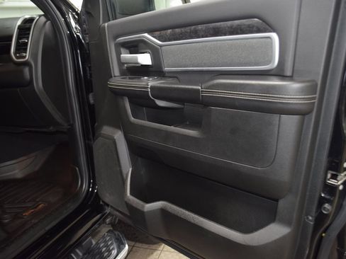 Used 2022 RAM 2500 Big Horn w/ Level C Equiment Group image 44