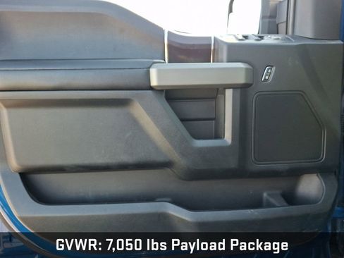 Used 2018 Ford F150 Raptor w/ Exterior Graphics Package image 15