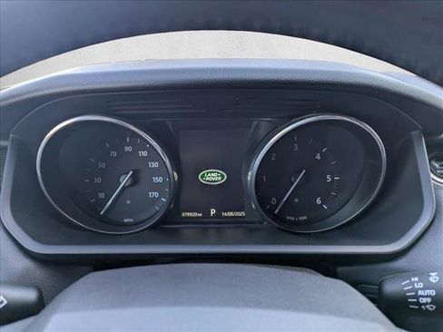 Used 2016 Land Rover Range Rover Sport HSE image 11