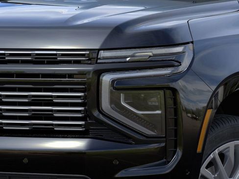 New 2026 Chevrolet Suburban High Country image 10